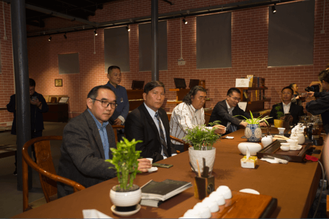 【茶業(yè)大會】美國代表團(tuán)與趙李橋茶廠共商出海大計(jì)