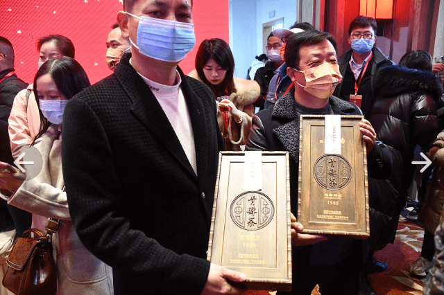 赤壁茶業(yè)大會(huì)隆重召開(kāi)，趙李橋茶廠(chǎng)活動(dòng)精彩紛呈